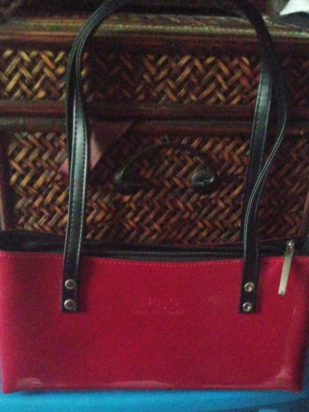 Beijo Red Tote with Black Straps - Picture 2 of 6